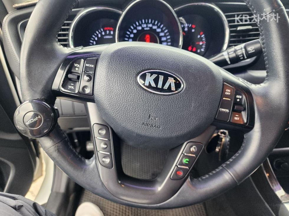 Kia K5 — miniaturë 5