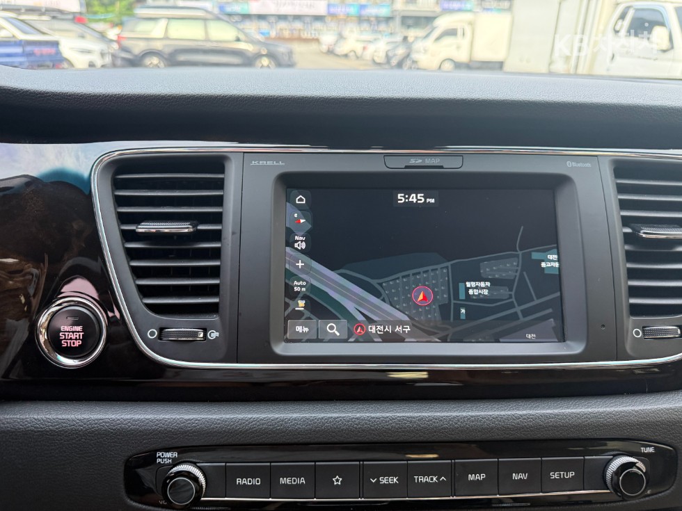 Kia Carnival — miniaturë 14