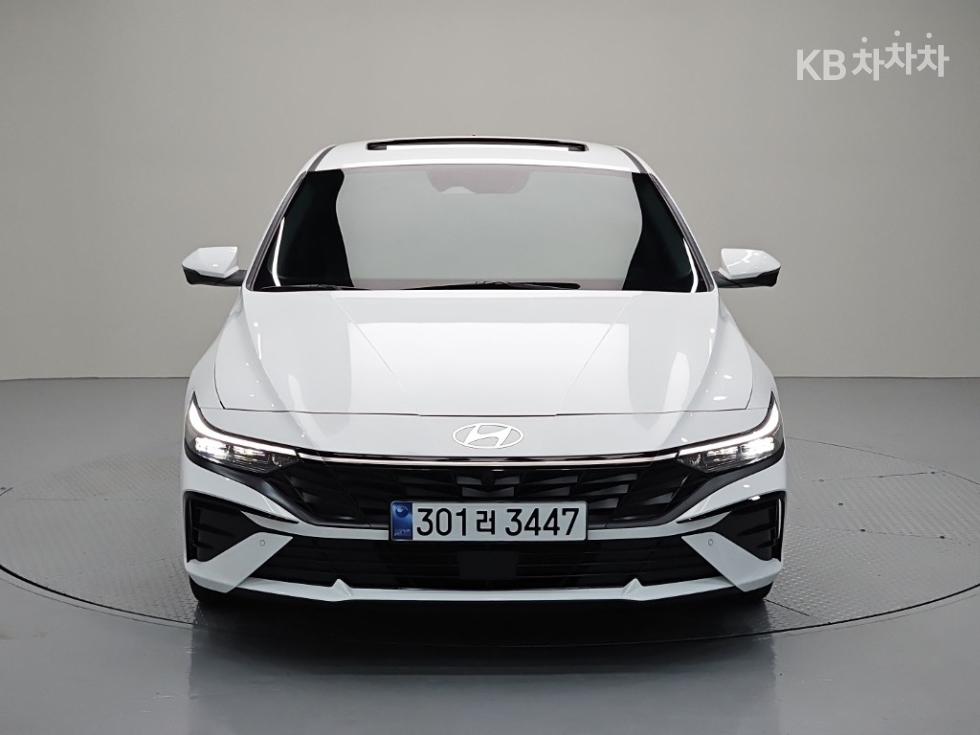 Hyundai Avante — miniaturë 2