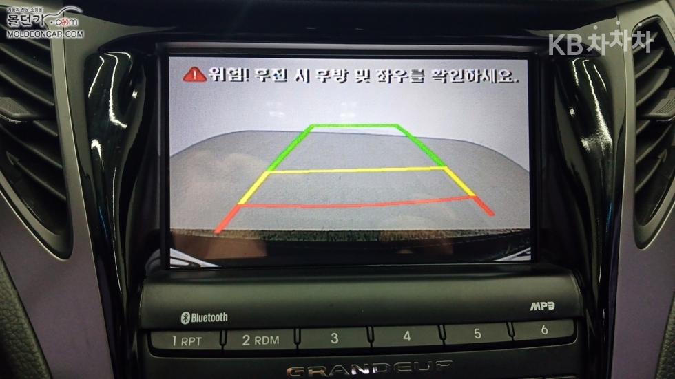 Hyundai Grandeur — miniaturë 13