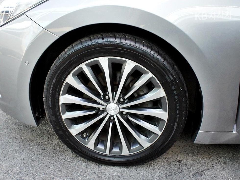 Hyundai Grandeur — miniaturë 20