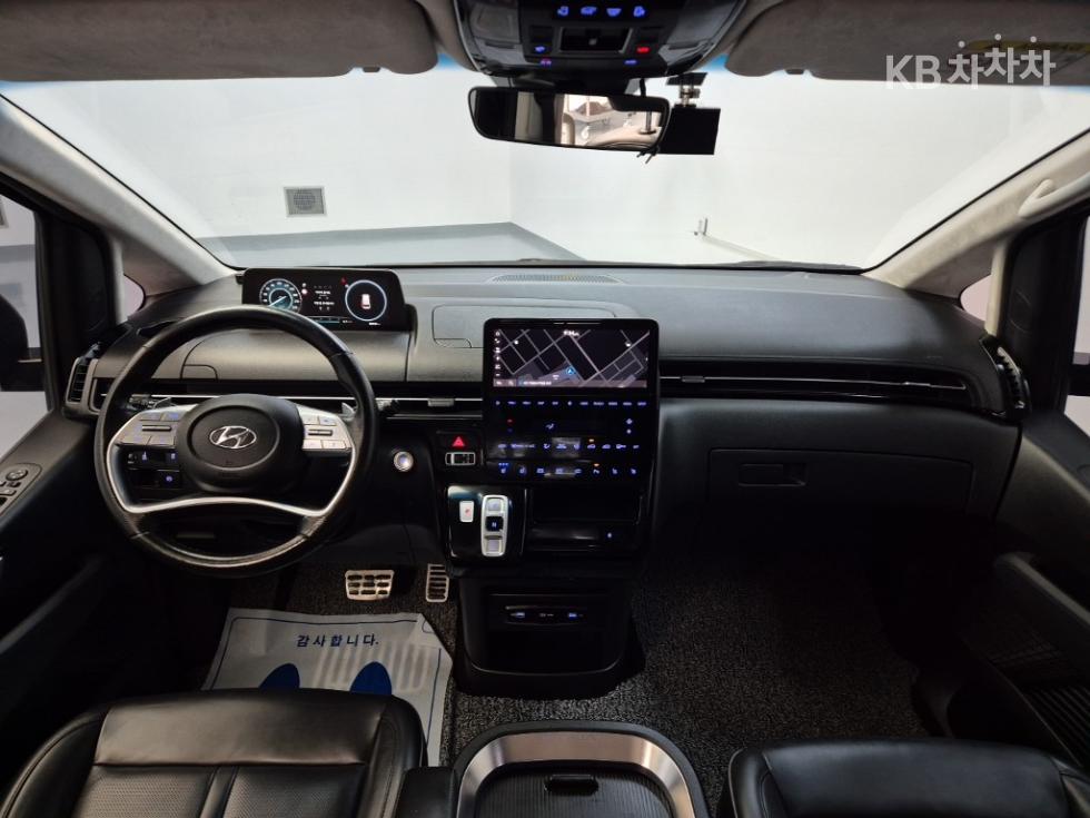Hyundai Staria — miniaturë 7