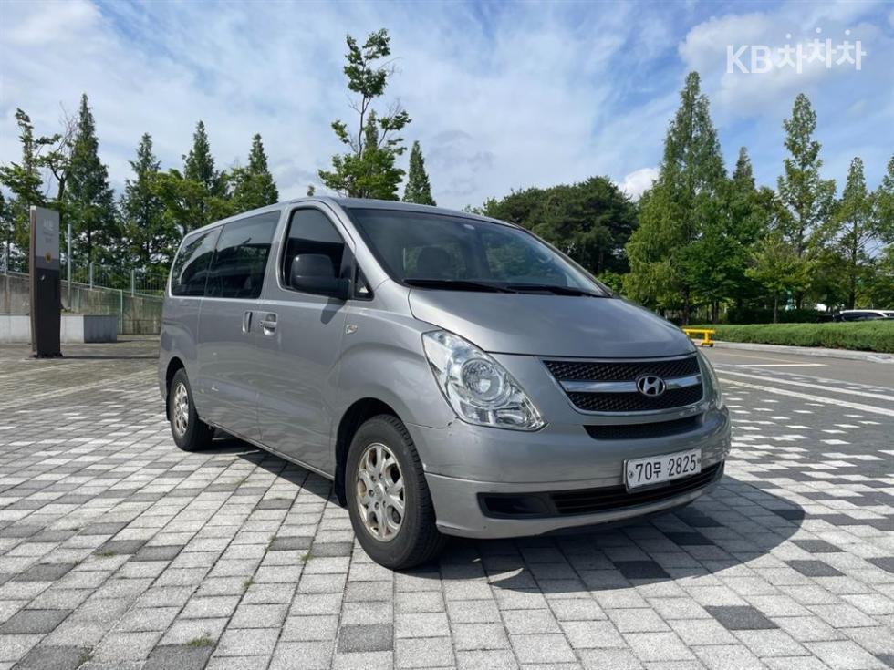 Hyundai Starex — miniaturë 3