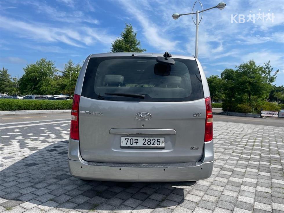 Hyundai Starex — miniaturë 6