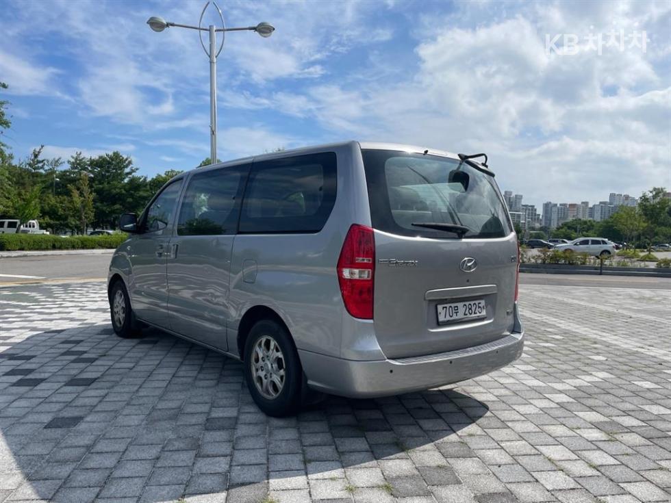 Hyundai Starex — miniaturë 7