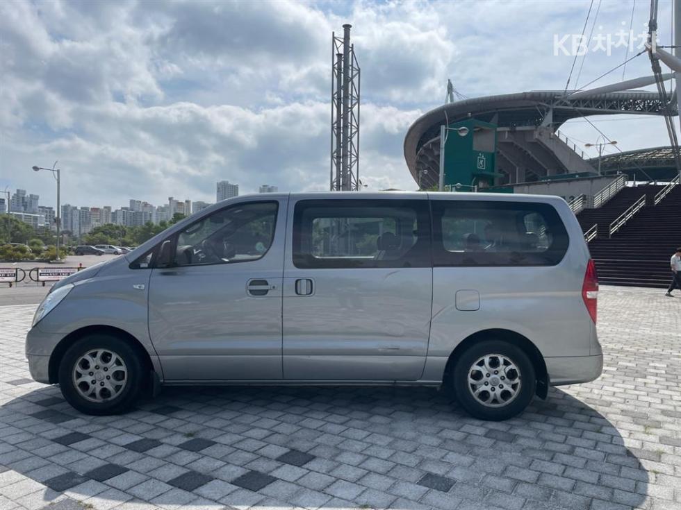 Hyundai Starex — miniaturë 8