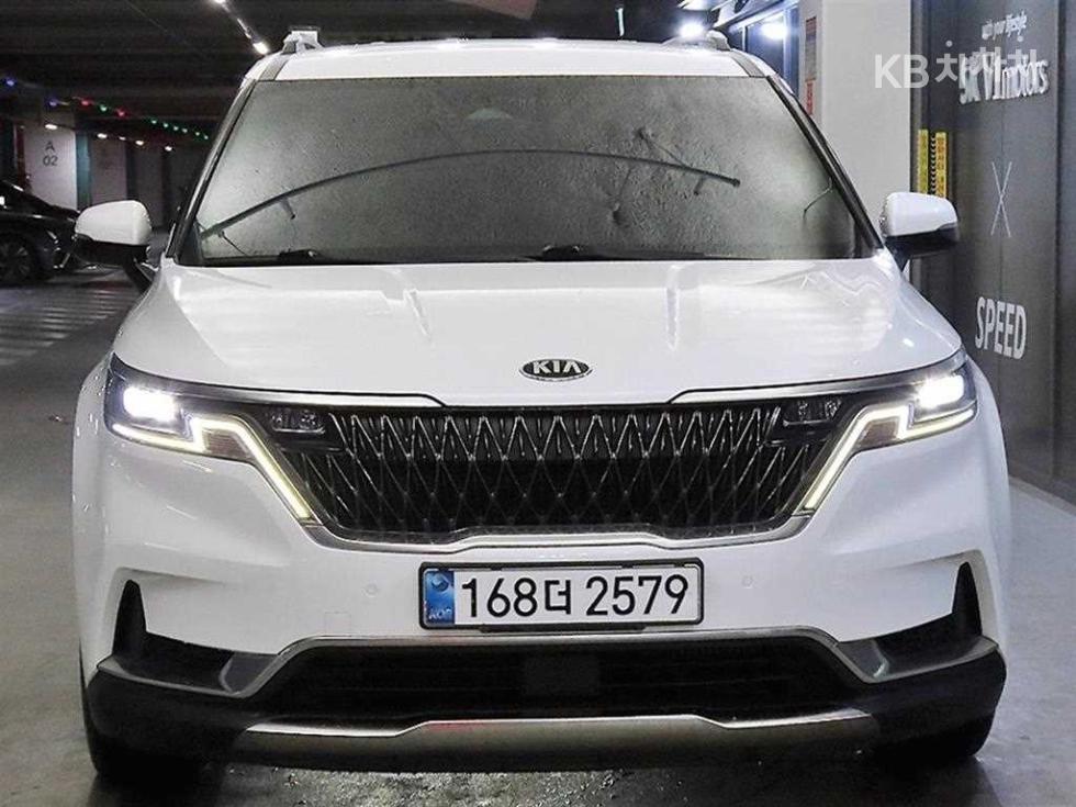 Kia Carnival — miniaturë 2