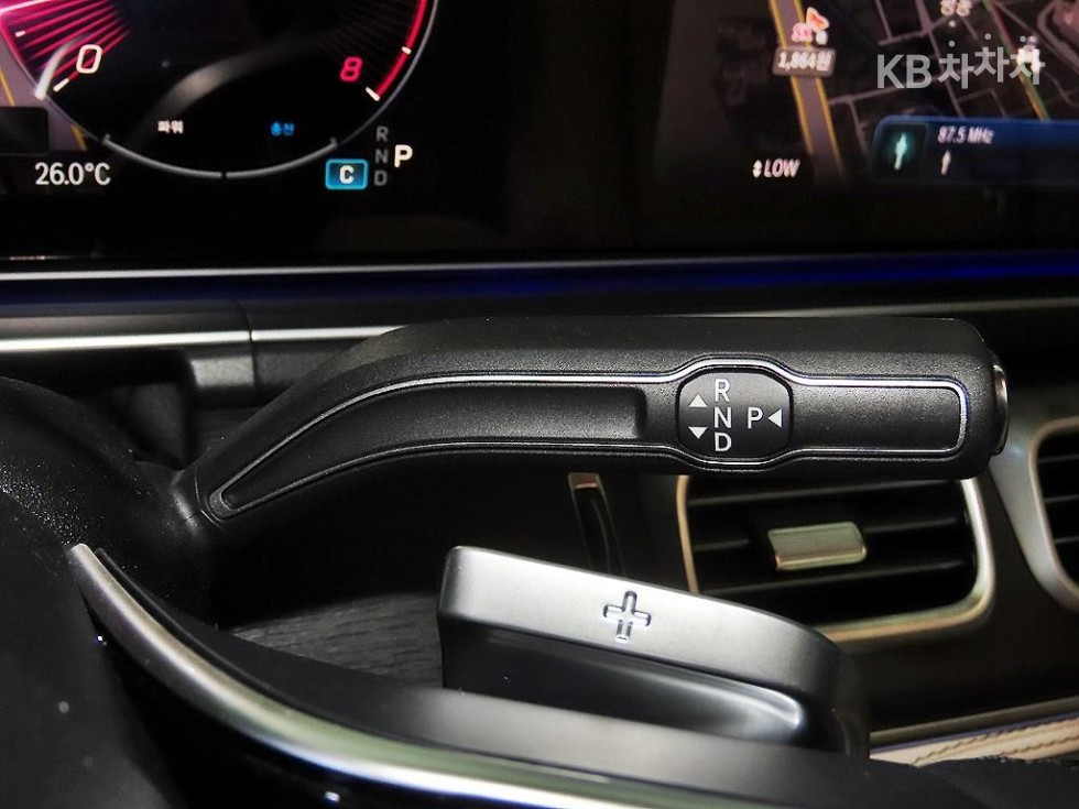 Mercedes-Benz GLE — miniaturë 12
