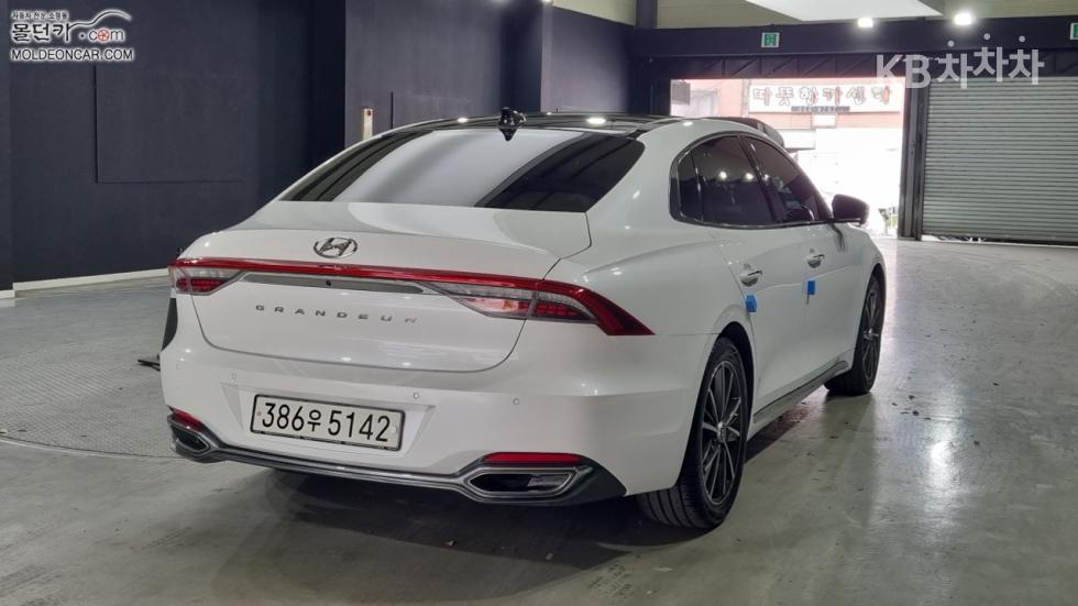 Hyundai Grandeur — miniaturë 2