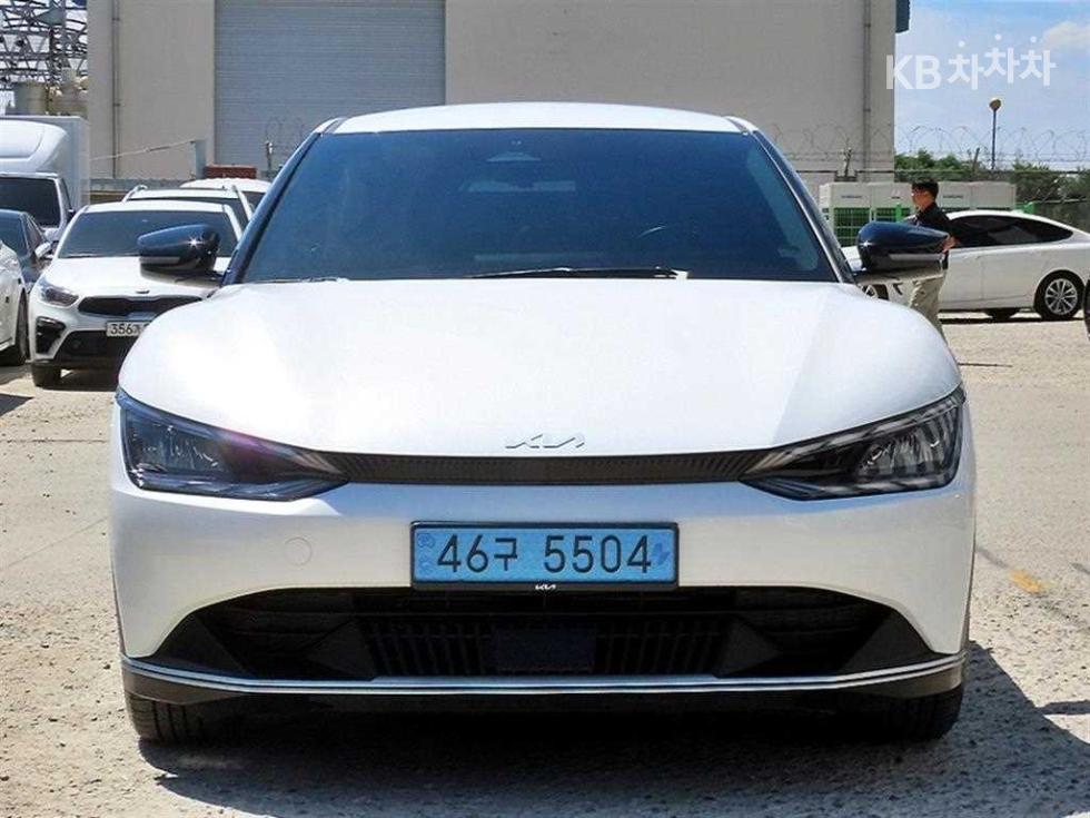 기아 EV6 2022년식 기아 EV6 롱 레인지 4WD 에어