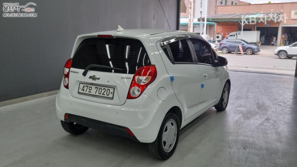 Chevrolet Spark — miniaturë 2