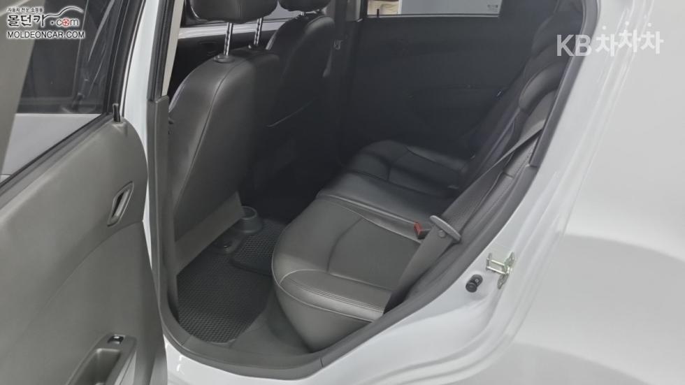 Chevrolet Spark — miniaturë 10