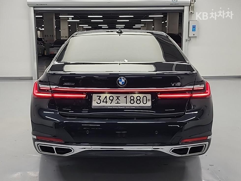 2020 BMW BMW 7 (G11) photo