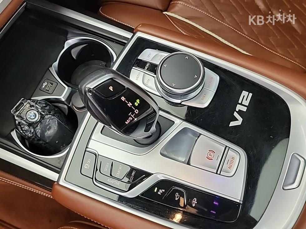 2020 BMW BMW 7 (G11) photo