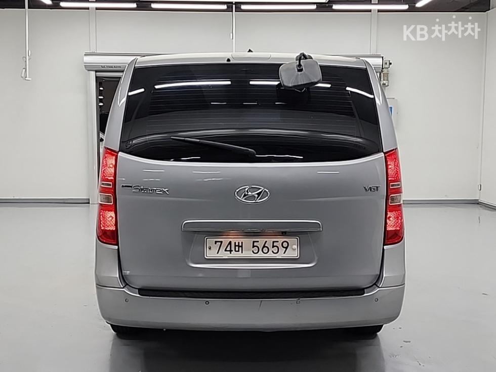 Hyundai Starex — miniaturë 3