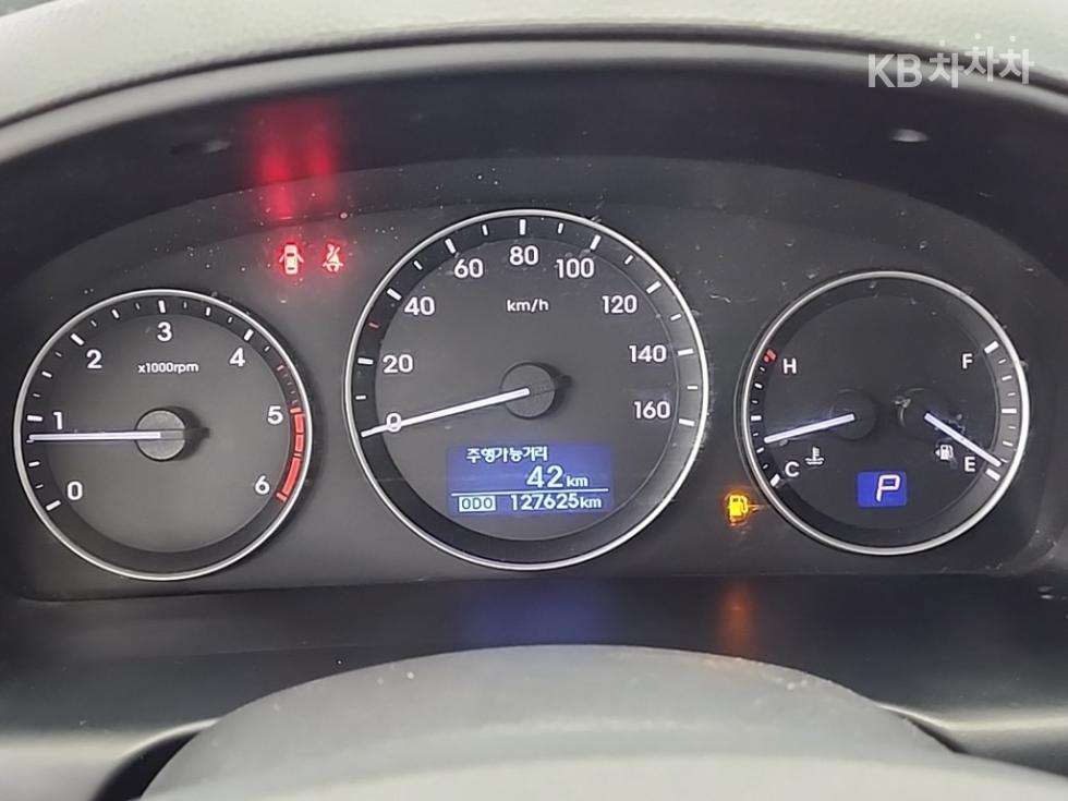 Hyundai Starex — miniaturë 6