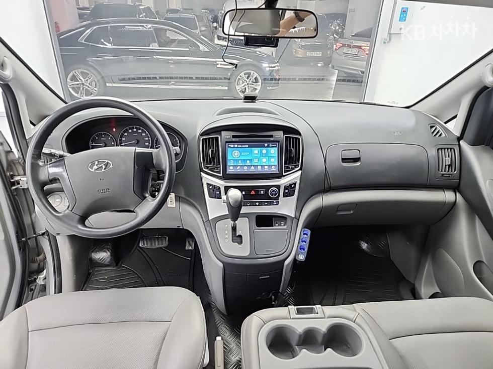 Hyundai Starex — miniaturë 7