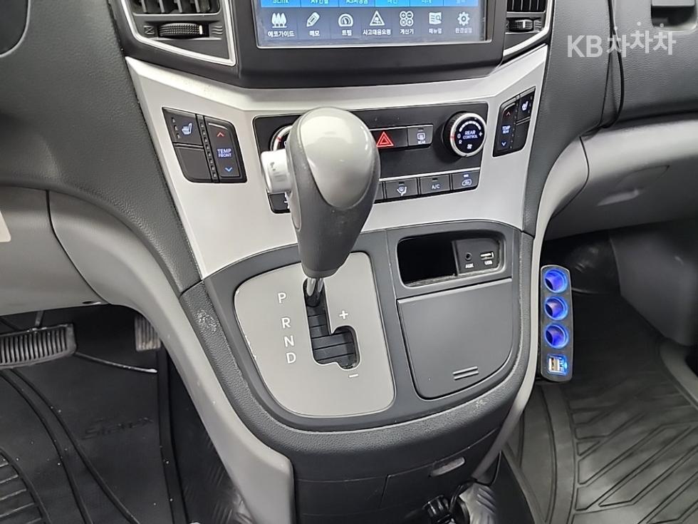 Hyundai Starex — miniaturë 8