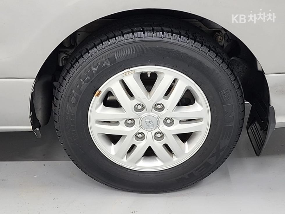 Hyundai Starex — miniaturë 20