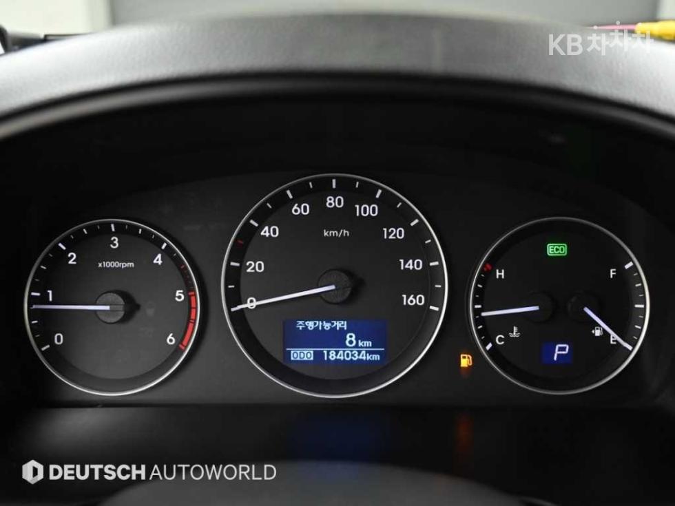 Hyundai Starex — miniaturë 8