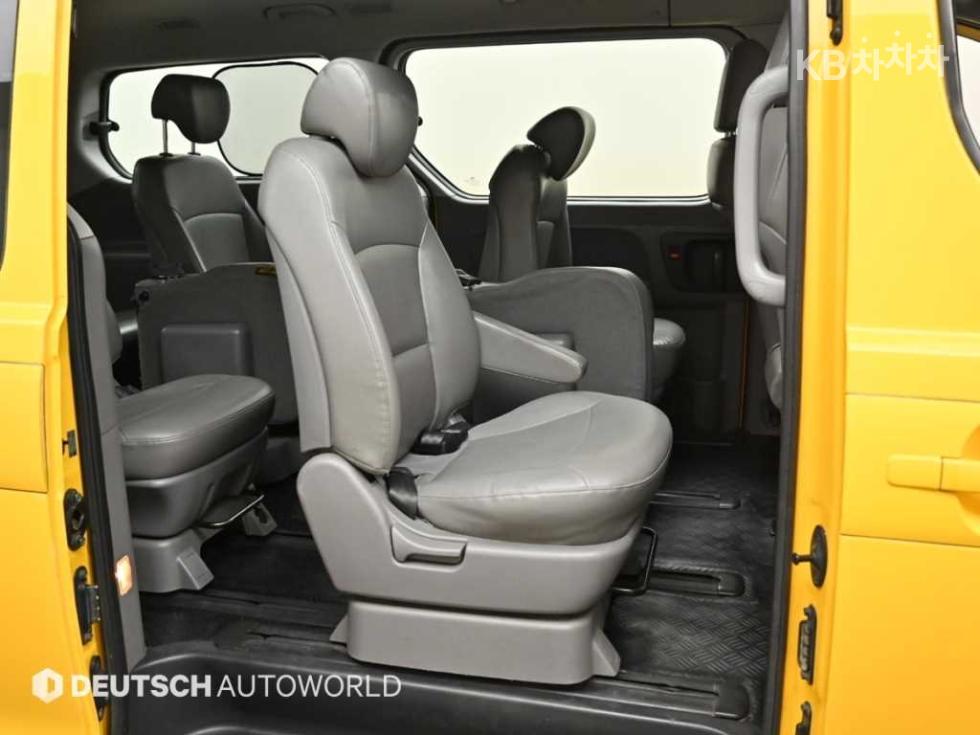 Hyundai Starex — miniaturë 12