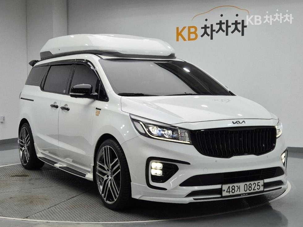 Kia Carnival — miniaturë 4