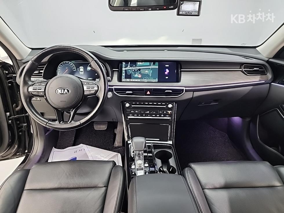 Kia K7 — miniaturë 7
