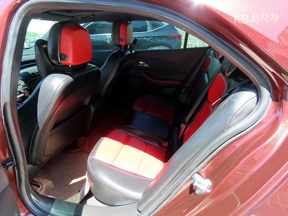 Chevrolet Malibu — miniaturë 6
