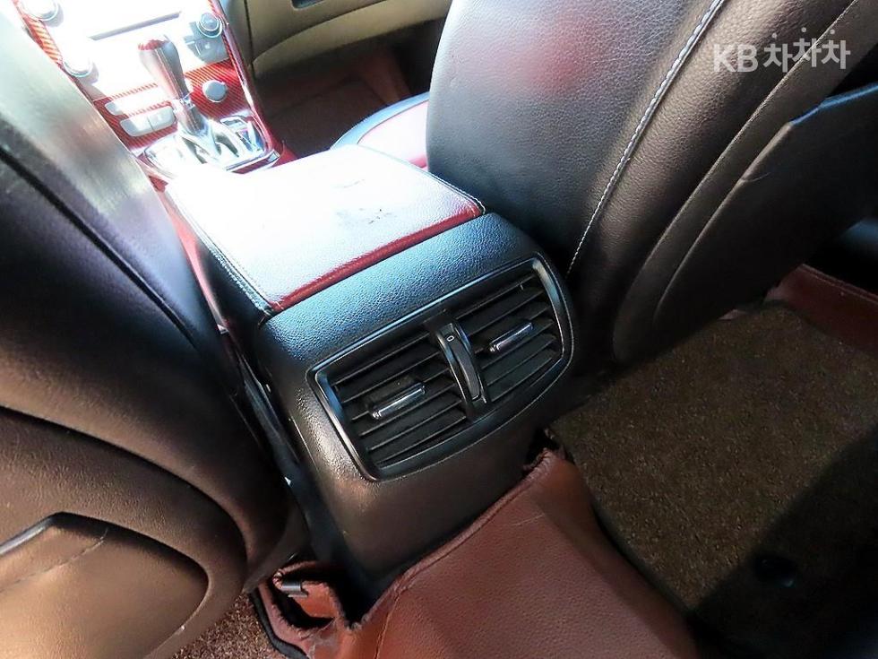 Chevrolet Malibu — miniaturë 17