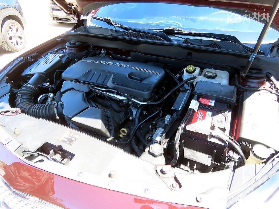 Chevrolet Malibu — miniaturë 19