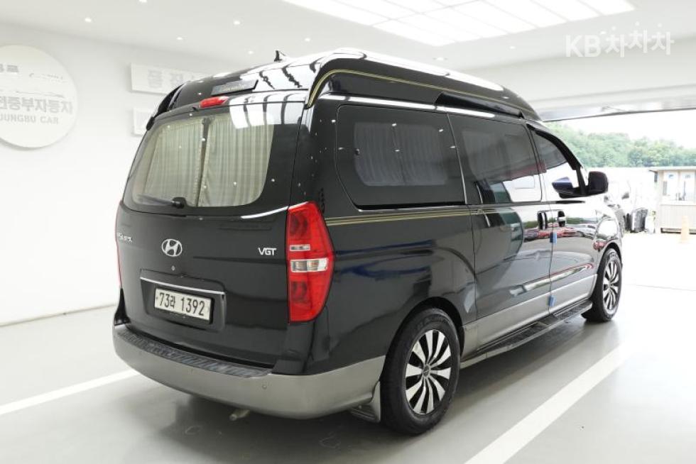 Hyundai Starex — miniaturë 6
