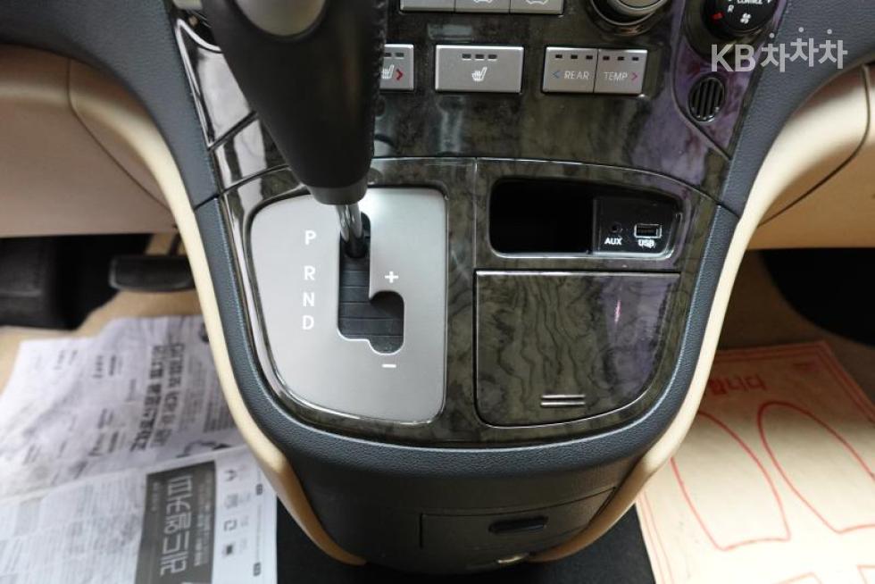 Hyundai Starex — miniaturë 13