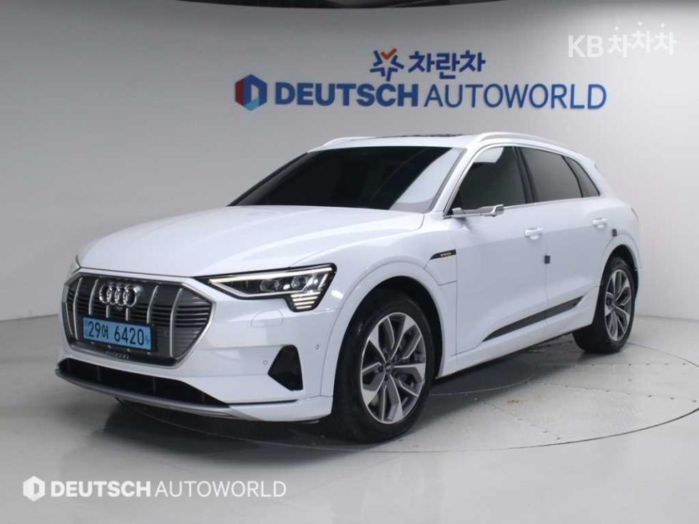 아우디 e-트론 2020년식 아우디 e-tron 55 quattro 기본형