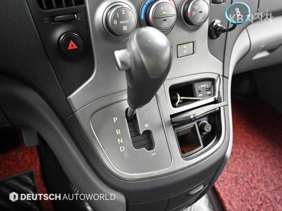 Hyundai Starex — miniaturë 9
