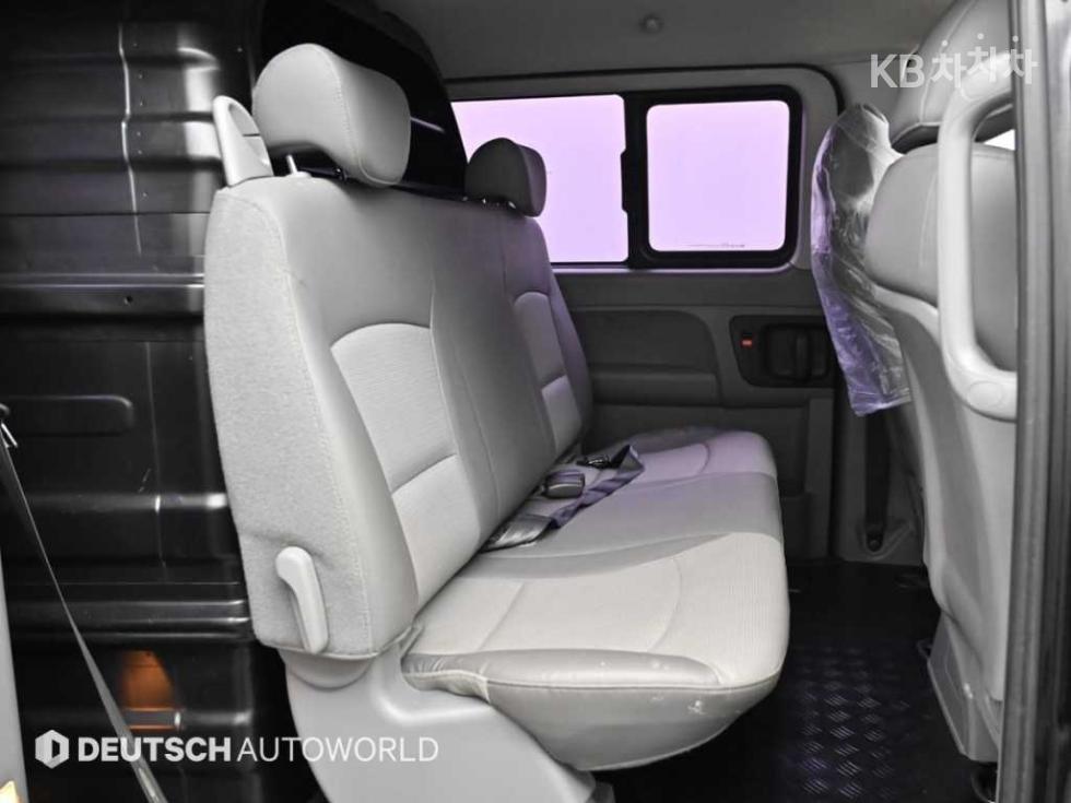 Hyundai Starex — miniaturë 12