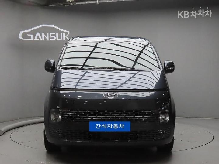 Hyundai Staria 2.2 카고 3 — foto 1