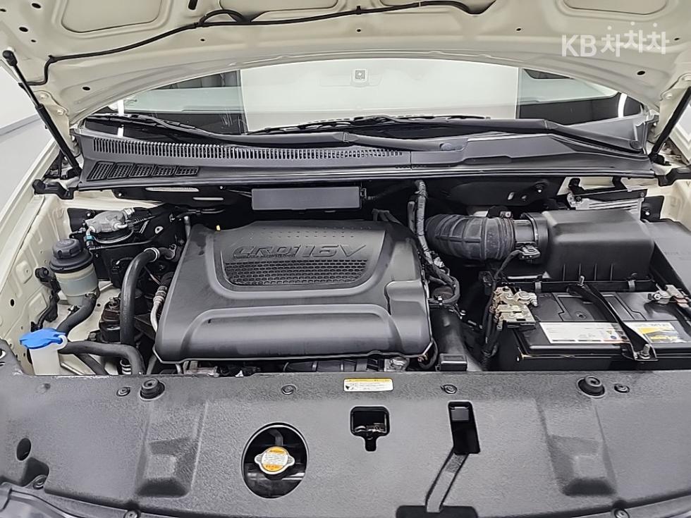 Kia Carnival — miniaturë 5