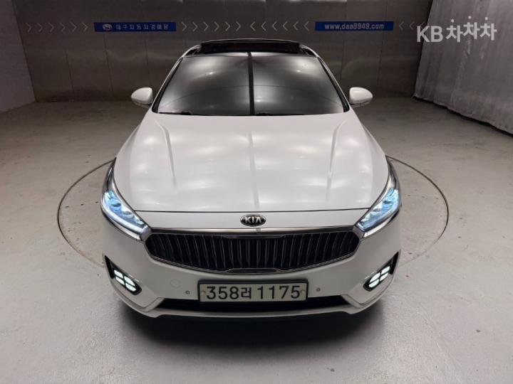Kia K7 3.0 LPi 럭셔리 — foto 1