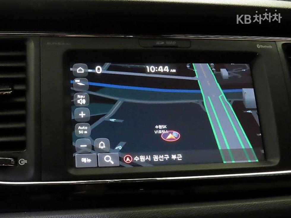 Kia Carnival — miniaturë 13