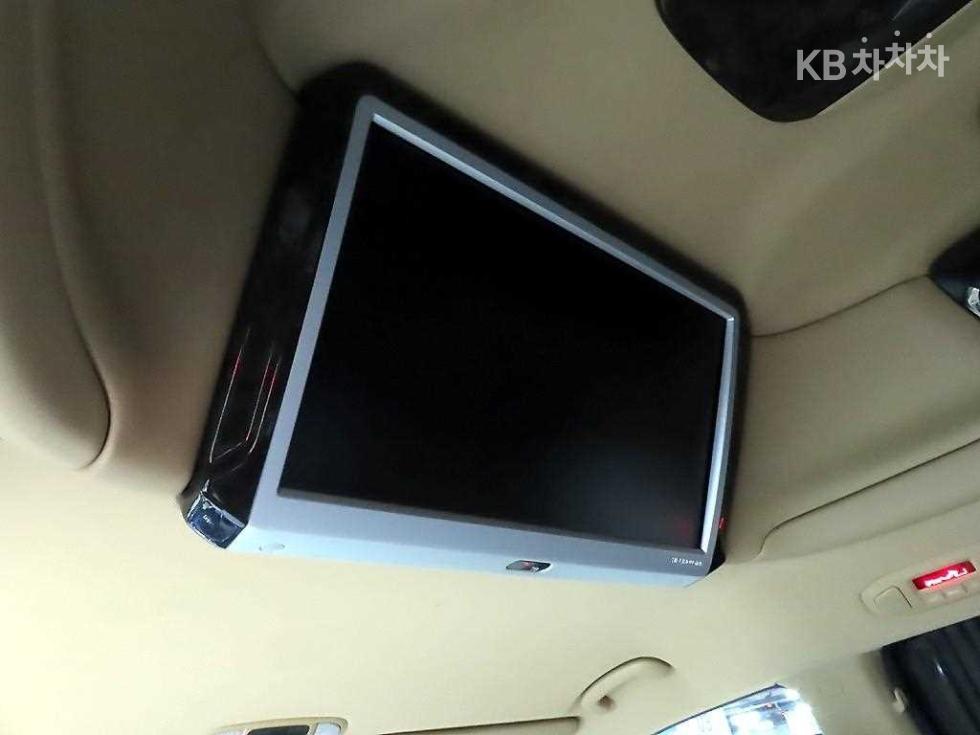 Kia Carnival — miniaturë 14