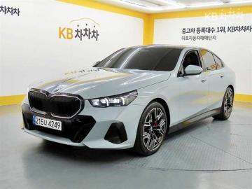 BMW 5er 530i xDrive — foto 1