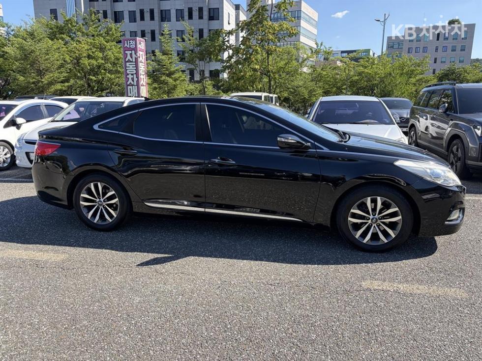 Hyundai Grandeur — miniaturë 2