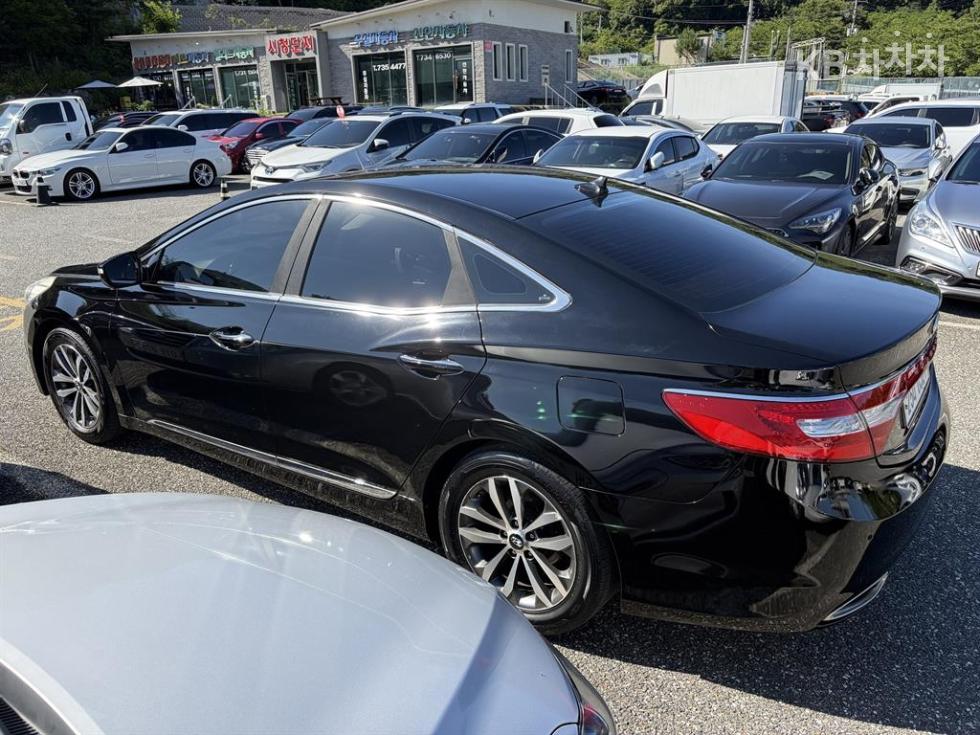 Hyundai Grandeur — miniaturë 4