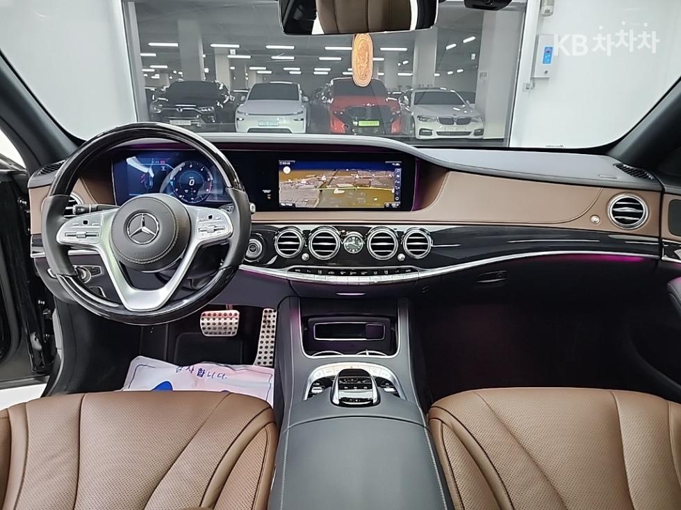 2020 Mercedes-Benz S photo