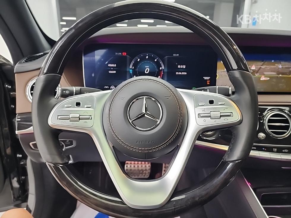 2020 Mercedes-Benz S photo
