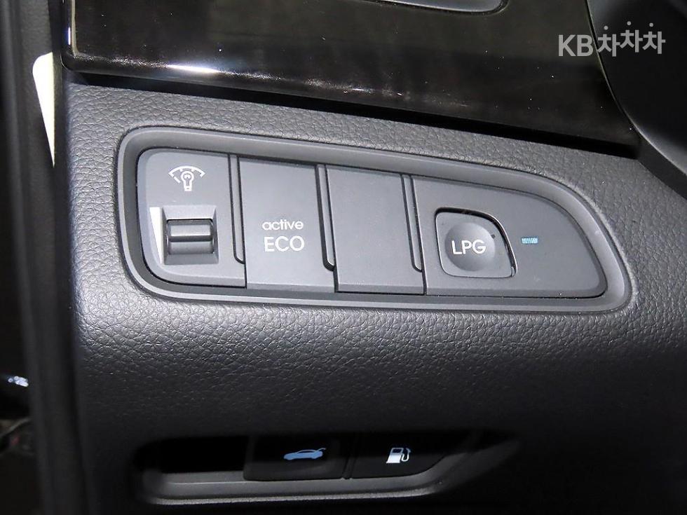 Hyundai Grandeur — miniaturë 14