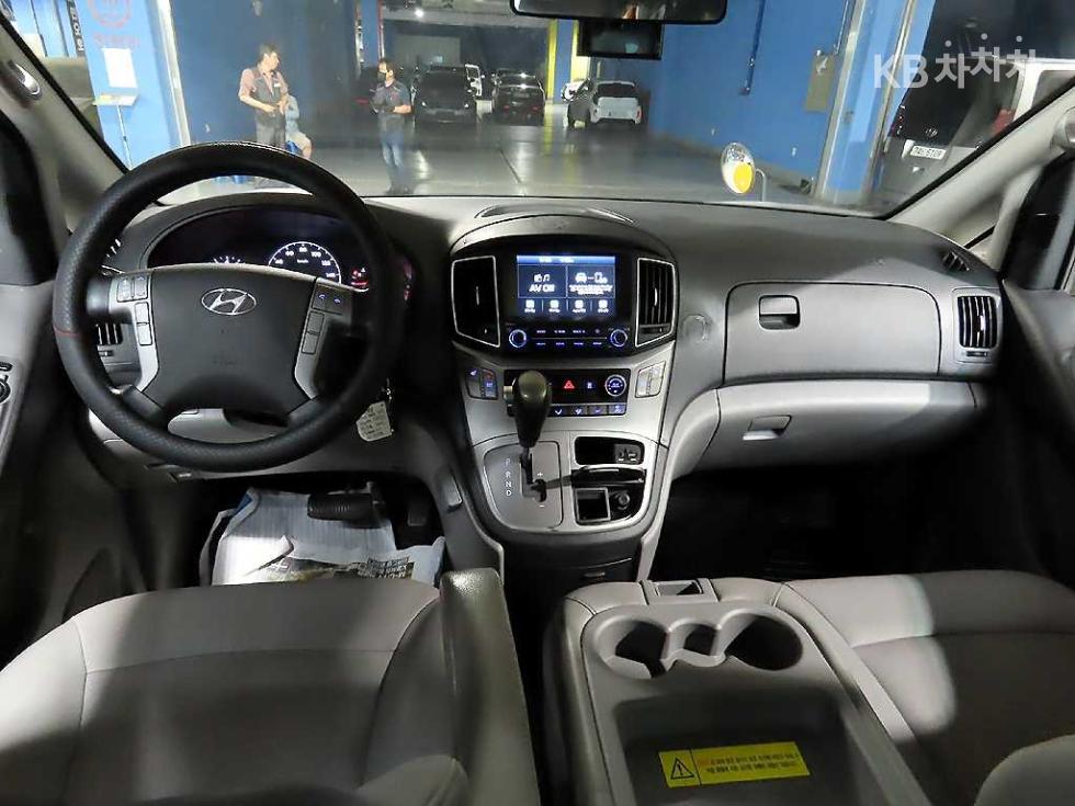 Hyundai Starex — miniaturë 5
