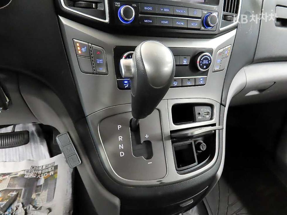 Hyundai Starex — miniaturë 12