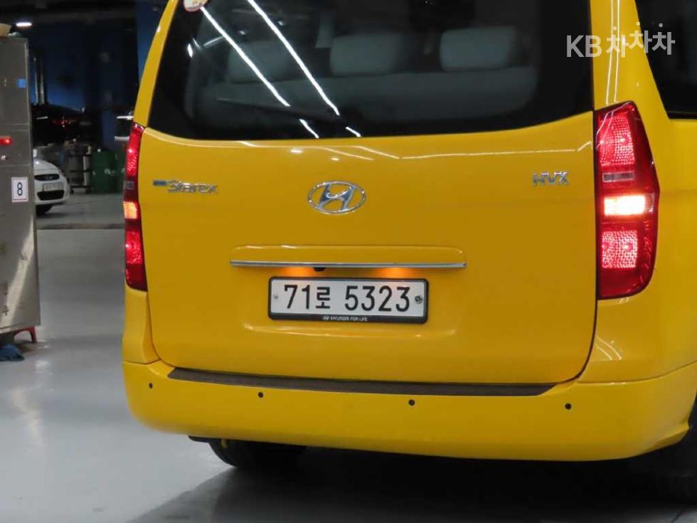 Hyundai Starex — miniaturë 16