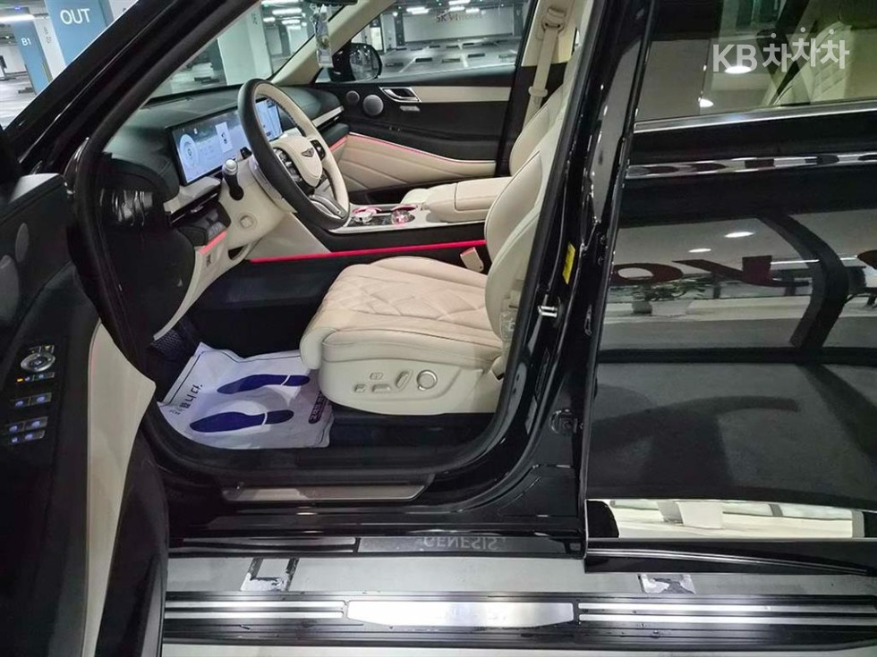 2024 Genesis GV80 photo